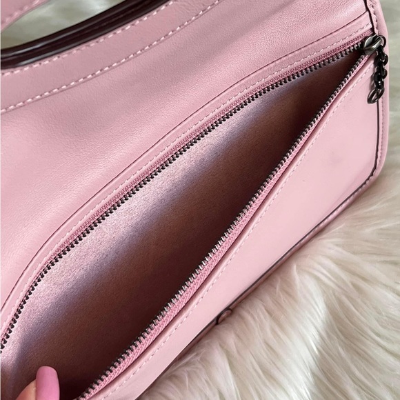 CA359 - Coach Foldover Cut Out Clutch Crossbody - Picture 10 of 15